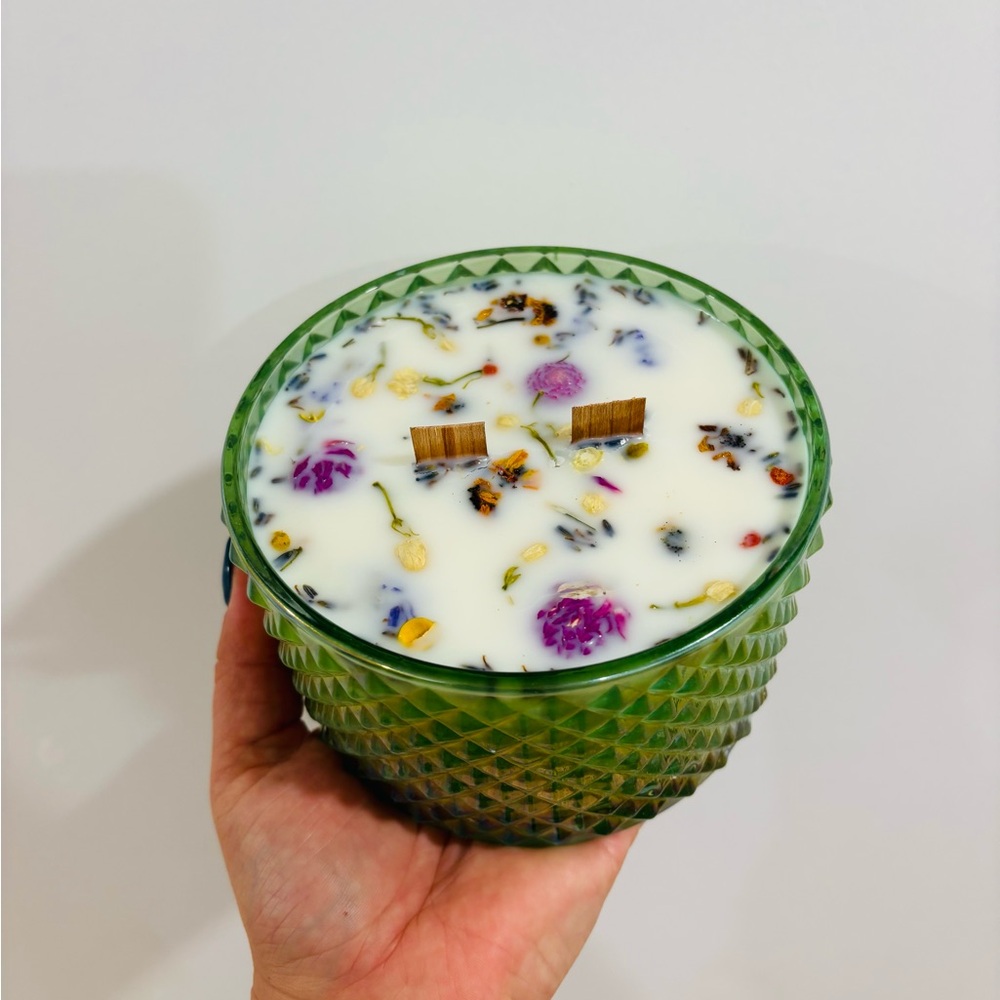 100% Soy Wax Candle